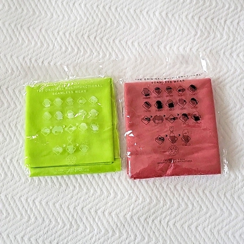 Two Multifunctional Seamless Wear